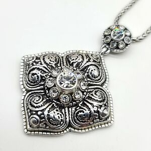 Brighton NWOTS! "LUCERNE" Etched Victorian Revival Swarovski Crystal Pendant 💎